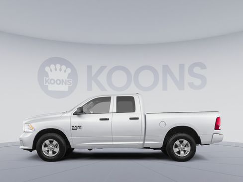Used 2019 RAM 1500 Express AWD/4WD image 2