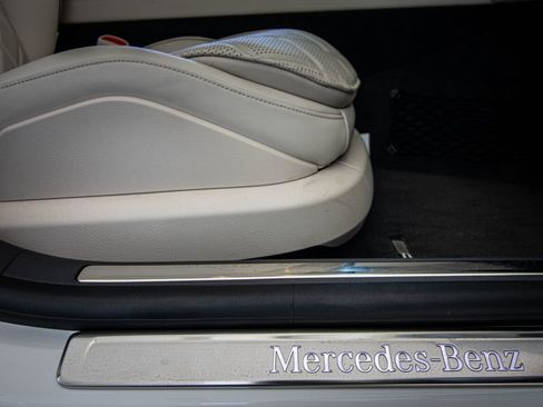 Used 2021 Mercedes-Benz S 580 4MATIC Sedan image 20