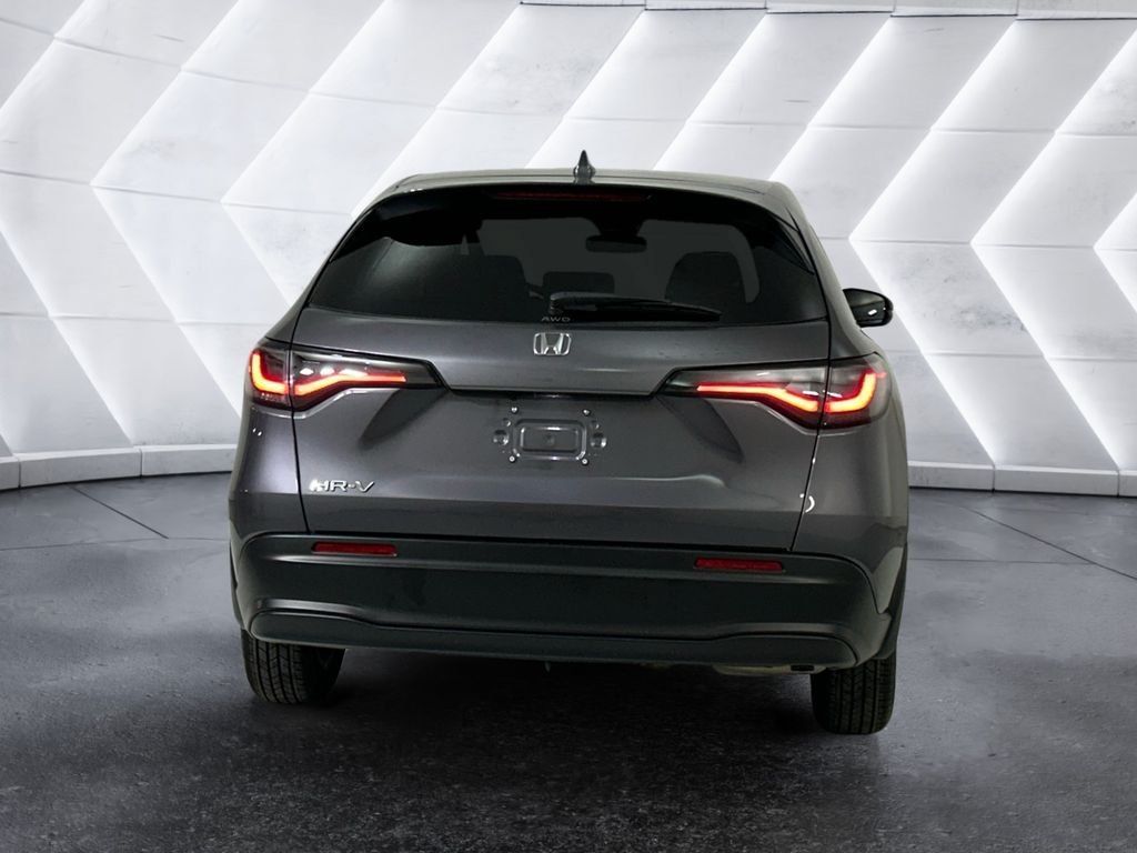 Used 2026 Honda HR-V LX image 5