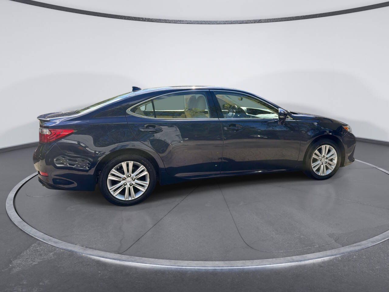Used 2015 Lexus ES 350 FWD image 4