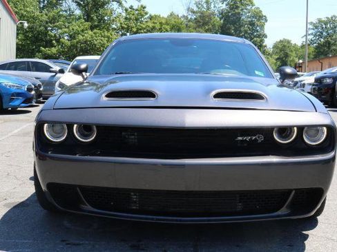 Used 2020 Dodge Challenger SRT Hellcat RWD image 2