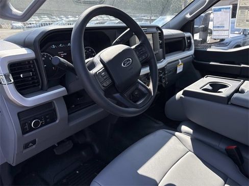 New 2026 Ford F250 XL image 18