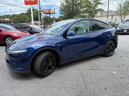 Used 2026 Tesla Model Y 2WD image 4