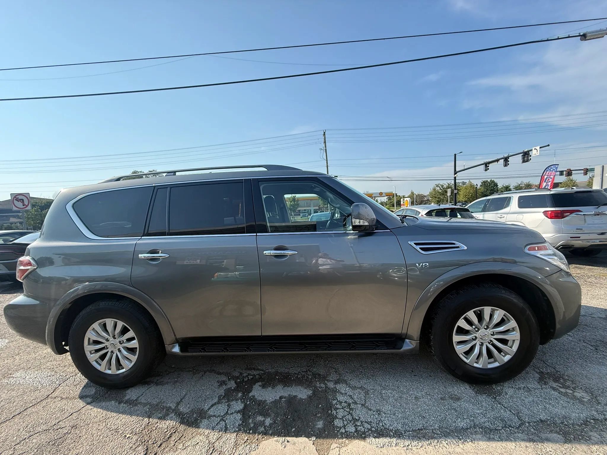 Used 2019 Nissan Armada SV w/ Driver Package AWD/4WD image 5