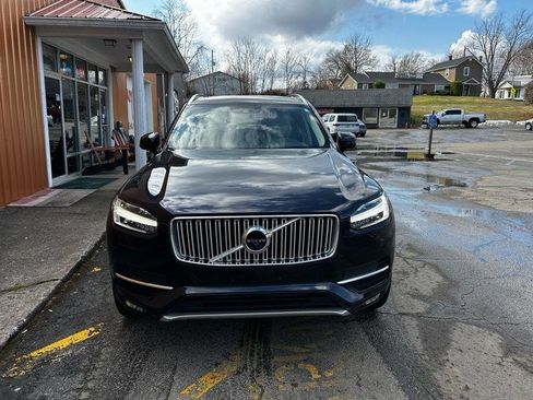 Used 2017 Volvo XC90 T6 Inscription w/ Vision Package image 2