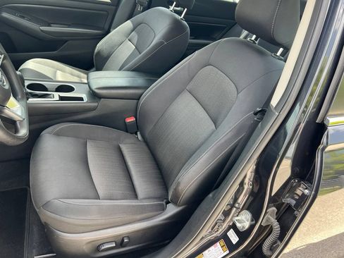 Used 2022 Nissan Altima 2.5 SV FWD image 25