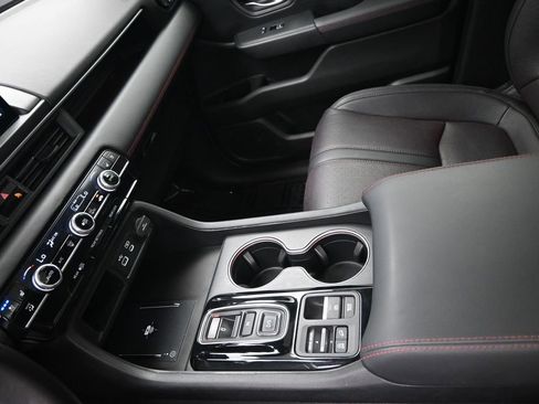 Used 2023 Honda Pilot Elite image 20