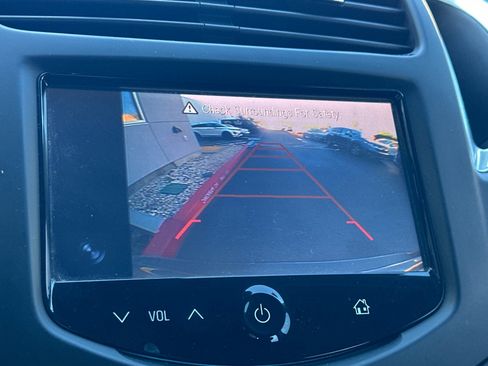 Used 2015 Chevrolet Trax LTZ image 24