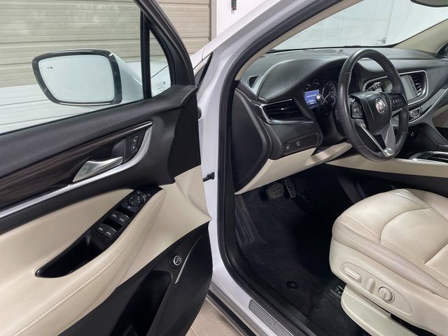Used 2023 Buick Enclave Essence w/ Trailering Package, 5000 lbs. AWD/4WD image 10