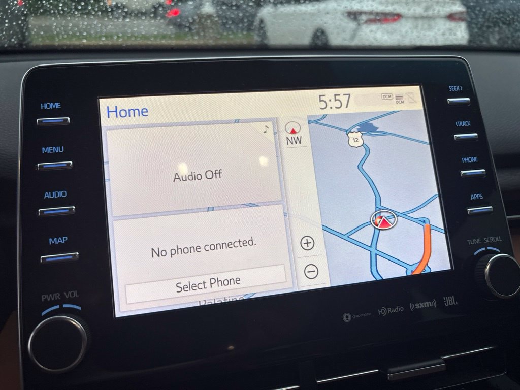Used 2019 Toyota Avalon Limited w/ Advanced Safety Package FWD image 16