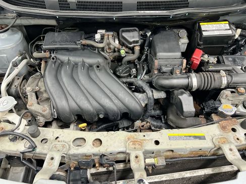 Used 2014 Nissan Versa S FWD image 23