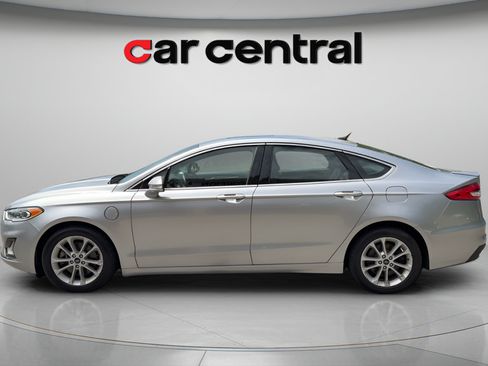 Used 2020 Ford Fusion Energi Titanium FWD image 2