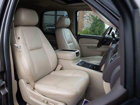 Used 2012 GMC Yukon Denali AWD/4WD image 27