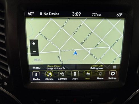 Used 2021 Jeep Cherokee Trailhawk AWD/4WD image 29