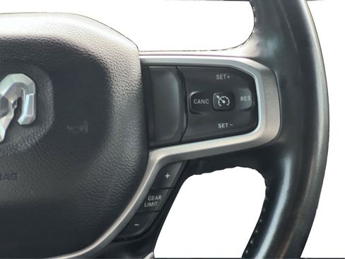 Used 2021 RAM 1500 Big Horn RWD image 17