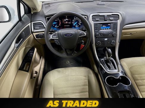 Used 2016 Ford Fusion SE FWD image 21