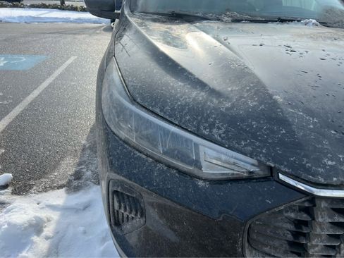 Used 2024 Ford Escape Active image 2