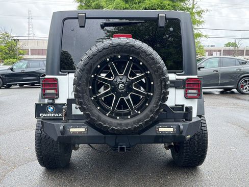 Used 2017 Jeep Wrangler Unlimited Sport w/ Quick Order Package 24S AWD/4WD image 10