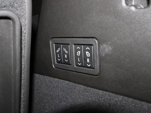 Used 2023 Cadillac XT6 Premium Luxury w/ Platinum Package FWD image 42