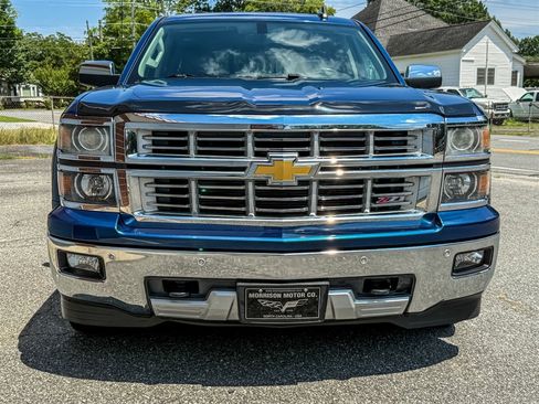 Used 2015 Chevrolet Silverado 1500 LTZ Z71 w/ LTZ Plus Package AWD/4WD image 9
