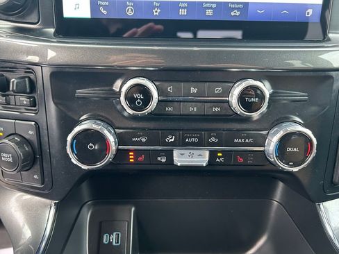 Certified 2023 Ford F150 XLT image 33