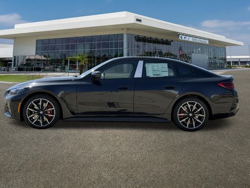 New 2026 BMW i4 eDrive40 w/ M Sport Package RWD image 6