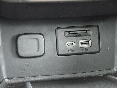 Used 2023 GMC Acadia Denali w/ Denali Ultimate Package image 8