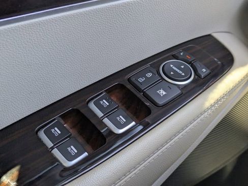 Used 2020 Kia Sorento LX w/ LX I4 Convenience Package FWD image 28