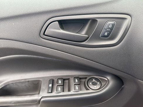 Used 2019 Ford Escape S image 23