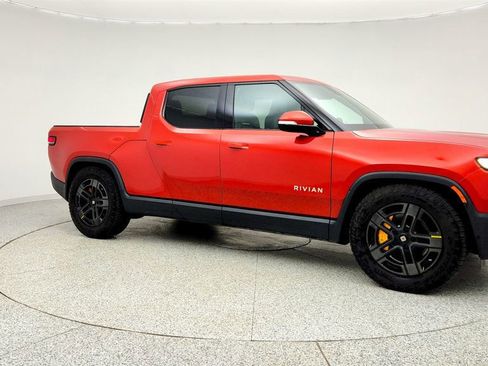 Used 2023 Rivian R1T Adventure image 3