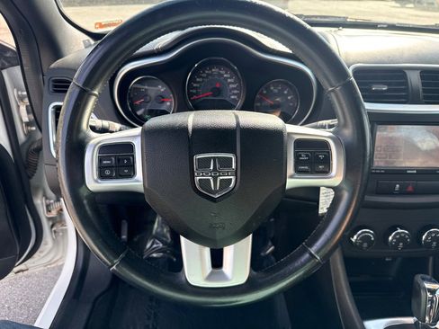 Used 2013 Dodge Avenger SXT FWD image 13