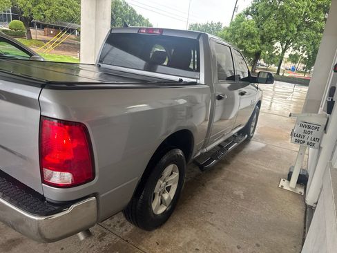 Used 2022 RAM 1500 Classic SLT w/ Trailer & Traction Group RWD image 4