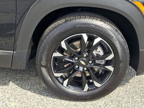 Used 2023 Chevrolet TrailBlazer LT w/ Convenience Package FWD image 8