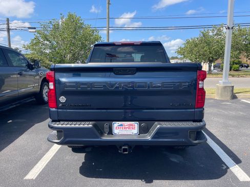 Used 2023 Chevrolet Silverado 1500 Custom w/ LPO, Dark Essentials Package AWD/4WD image 13