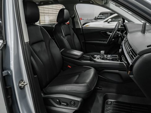 Used 2017 Audi Q7 3.0T Premium Plus w/ Premium Plus Package AWD/4WD image 31