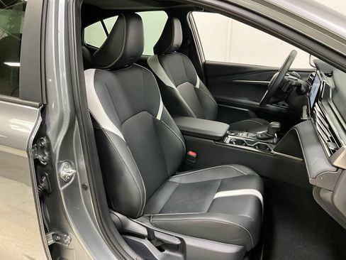 Used 2025 Toyota Camry SE w/ Multimedia Upgrade Package FWD image 8
