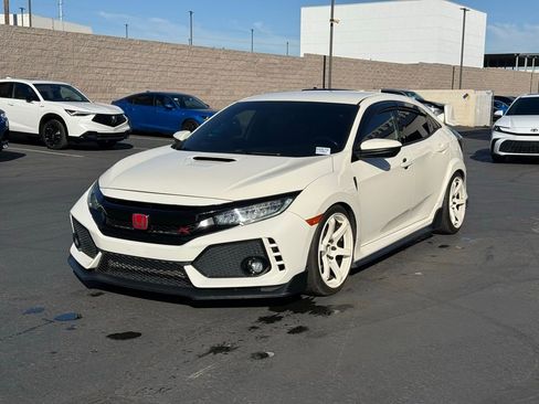 Used 2019 Honda Civic Type R image 10