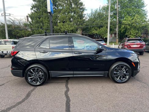 Used 2022 Chevrolet Equinox RS w/ RS Leather Package AWD/4WD image 9