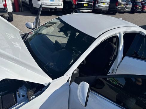 Used 2025 Nissan Sentra SV FWD image 12