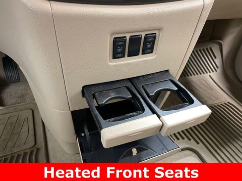 Used 2016 Nissan Quest SV w/ Leather Package FWD image 8
