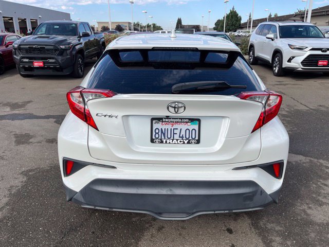 Used 2020 Toyota C-HR LE FWD image 4
