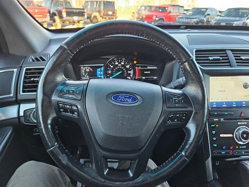 Used 2016 Ford Explorer Sport w/ Equipment Group 401A image 11