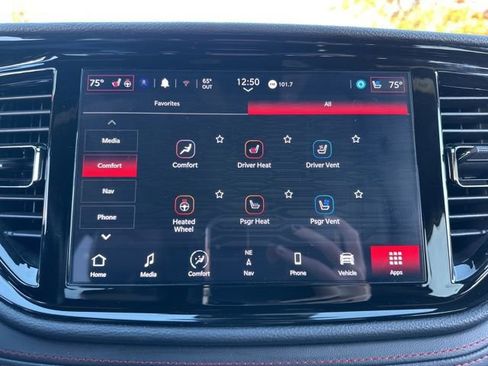 Used 2025 Dodge Durango R/T image 52