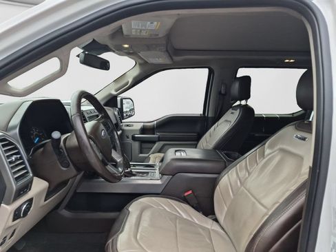 Used 2019 Ford F150 Limited AWD/4WD image 9