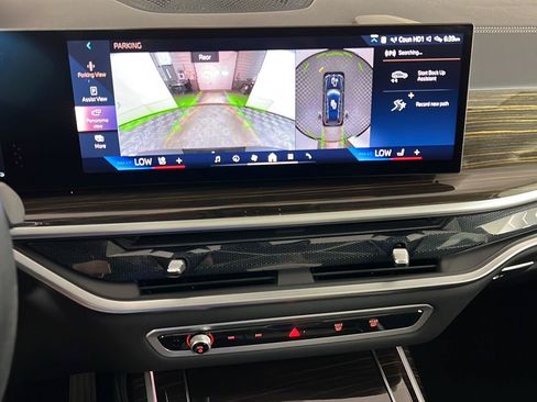 Certified 2024 BMW X7 xDrive40i AWD/4WD image 10