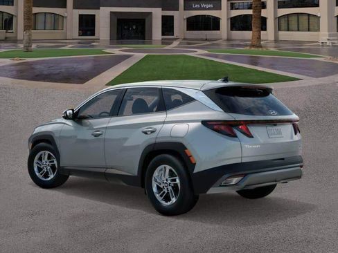 New 2026 Hyundai Tucson SE image 5