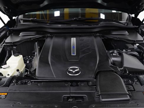 Certified 2024 MAZDA CX-90 Plug-In Hybrid w/ Preferred AWD/4WD image 30
