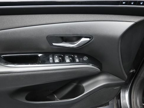 Used 2023 Hyundai Tucson Limited AWD/4WD image 18