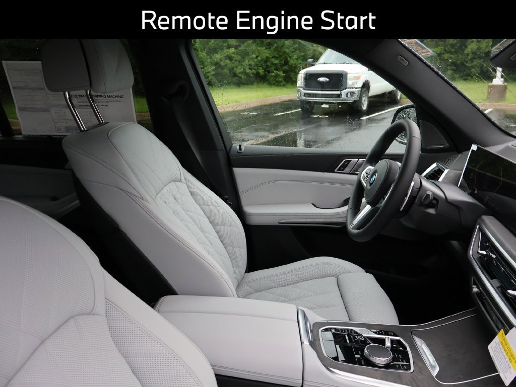 New 2026 BMW X5 xDrive40i w/ M Sport Package AWD/4WD image 14