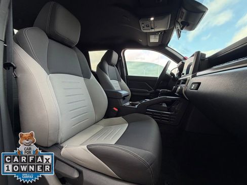 Used 2024 Toyota Tacoma TRD Sport image 26